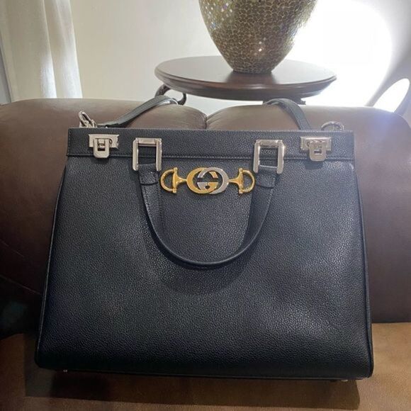 GUCCI•Zumi‎ Medium Top Bag - Picture 2 of 15